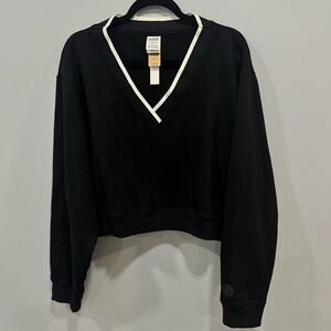 PINK black and white sweater XXL NWT